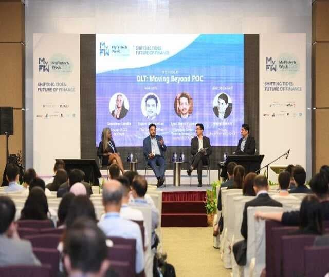 New Street CEO presenting at Fintech Week 2019 at Kuala Lumpur